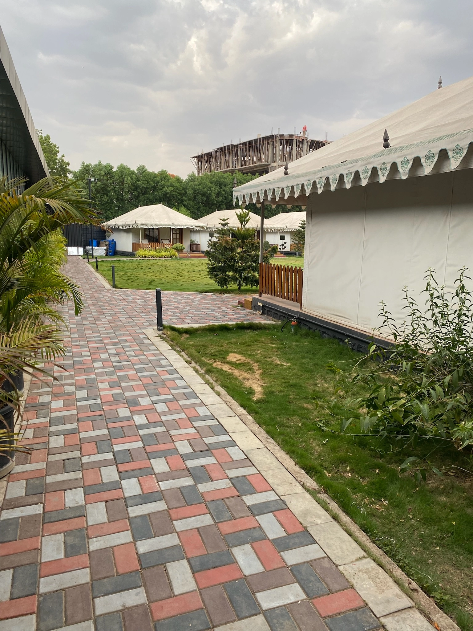 Modern Resort - Image 20 of 108
